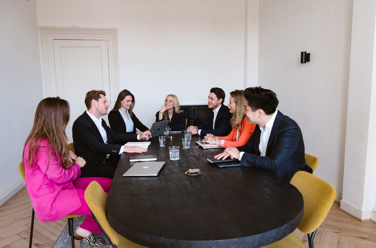 HIVE Legal team aan tafel